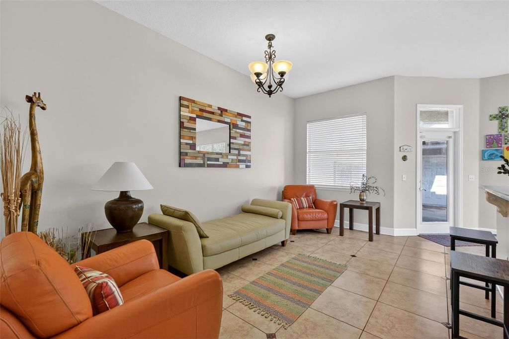 Image 38 of property listing at 111 E STEELE STREET, Orlando, FL 32804