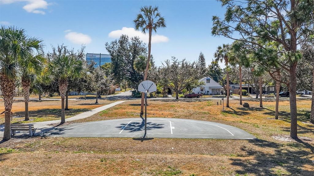 Image 65 of property listing at 111 E STEELE STREET, Orlando, FL 32804