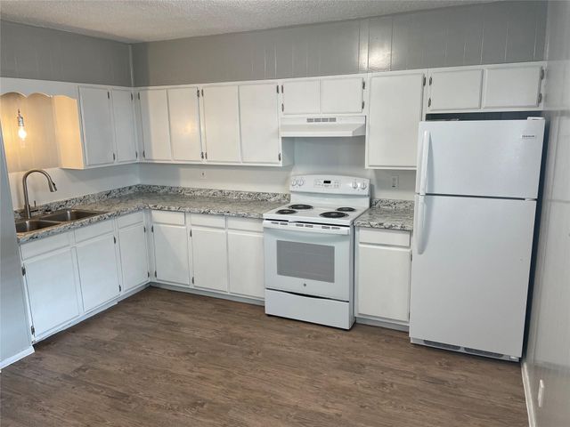 1209 Vance St. ST 34, Taylor, TX 76574