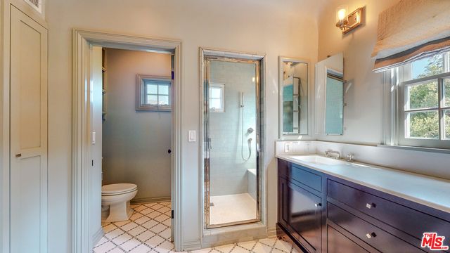 271 LORING Avenue, Los Angeles, CA 90024