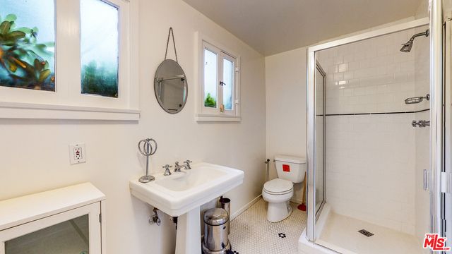 271 LORING Avenue, Los Angeles, CA 90024