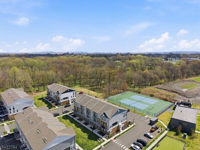 5 Sadie Cir 5201, Union Twp., NJ 07083
