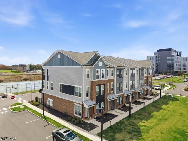 5 Sadie Cir 5201, Union Twp., NJ 07083