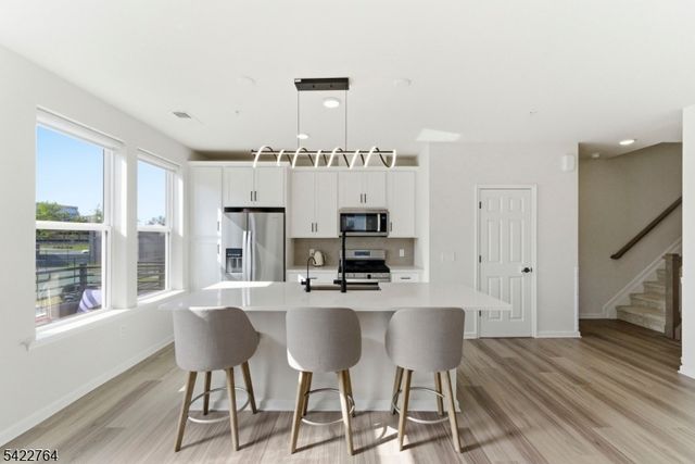 5 Sadie Cir 5201, Union Twp., NJ 07083