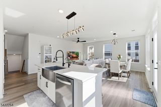 5 Sadie Cir 5201, Union Twp., NJ 07083