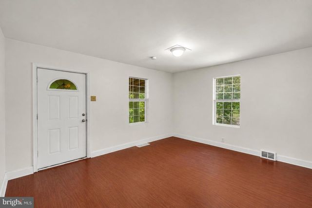 8 JANE ST, Coatesville, PA 19320