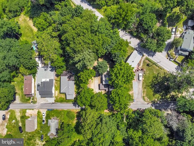 8 JANE ST, Coatesville, PA 19320