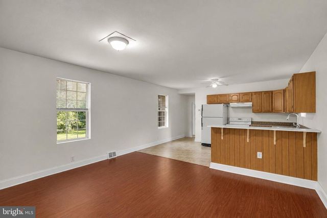 8 JANE ST, Coatesville, PA 19320