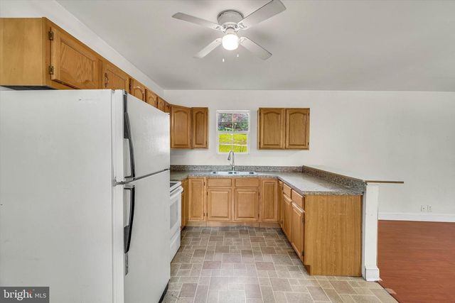 8 JANE ST, Coatesville, PA 19320