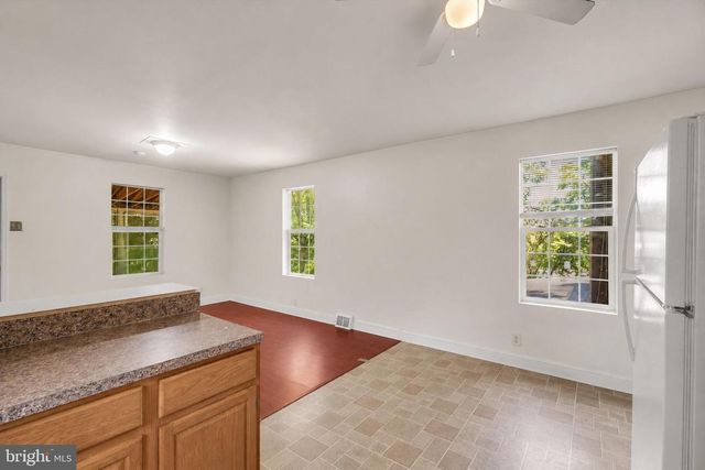 8 JANE ST, Coatesville, PA 19320