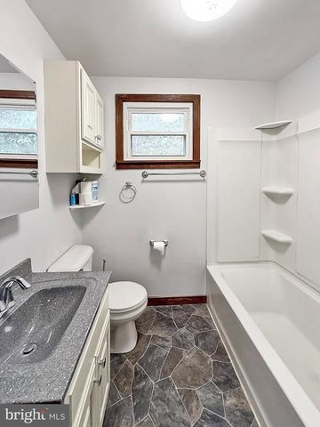 160 NAULTON RD, Curwensville, PA 16833