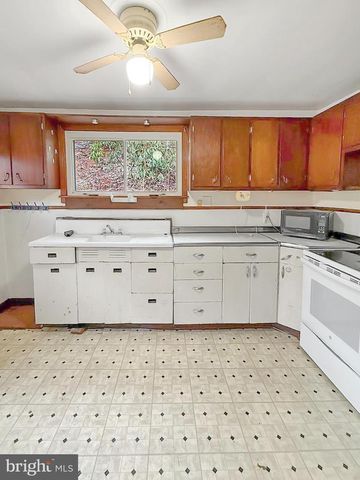 160 NAULTON RD, Curwensville, PA 16833