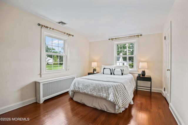 80 Chestnut Street, Milltown, NJ 08850