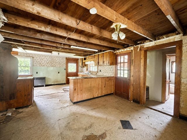 190 Ashuelot Street, Winchester, NH 03470