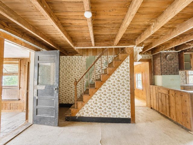190 Ashuelot Street, Winchester, NH 03470