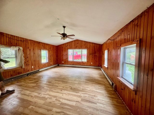 190 Ashuelot Street, Winchester, NH 03470