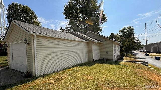 524 5th Street, Bethalto, IL 62010