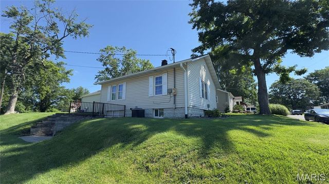 524 5th Street, Bethalto, IL 62010