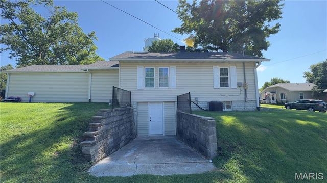 524 5th Street, Bethalto, IL 62010