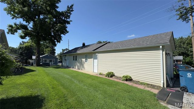 524 5th Street, Bethalto, IL 62010