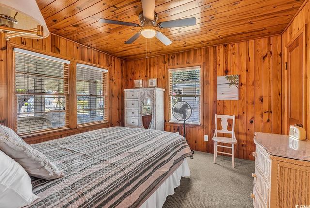 3904 Seaview St., North Myrtle Beach, SC 29582