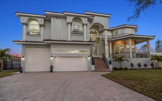 124 LEEWARD ISLAND, Clearwater Beach, FL 33767