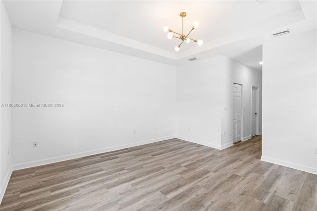 3435 W 110th St, Hialeah, FL 33018