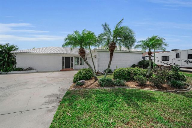 11566 47TH AVENUE N, St Petersburg, FL 33708