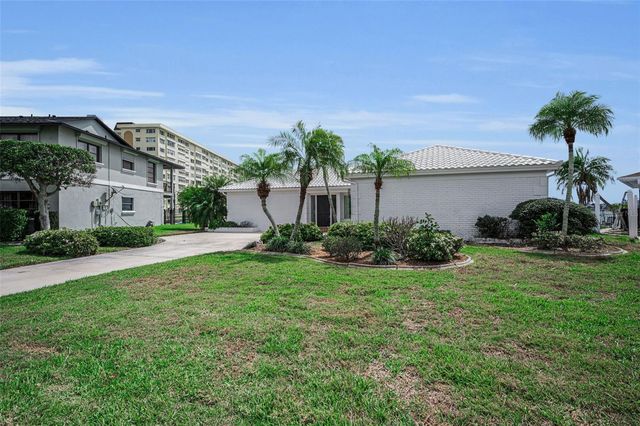 11566 47TH AVENUE N, St Petersburg, FL 33708