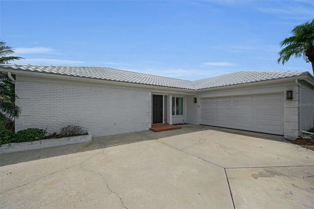 11566 47TH AVENUE N, St Petersburg, FL 33708