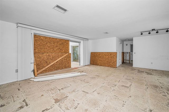 11566 47TH AVENUE N, St Petersburg, FL 33708