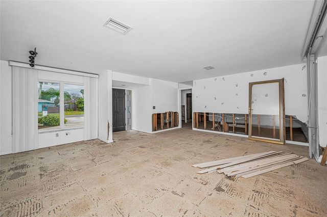 11566 47TH AVENUE N, St Petersburg, FL 33708