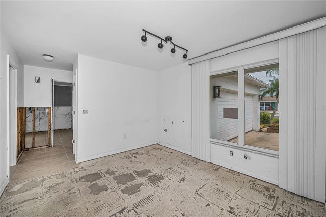 11566 47TH AVENUE N, St Petersburg, FL 33708