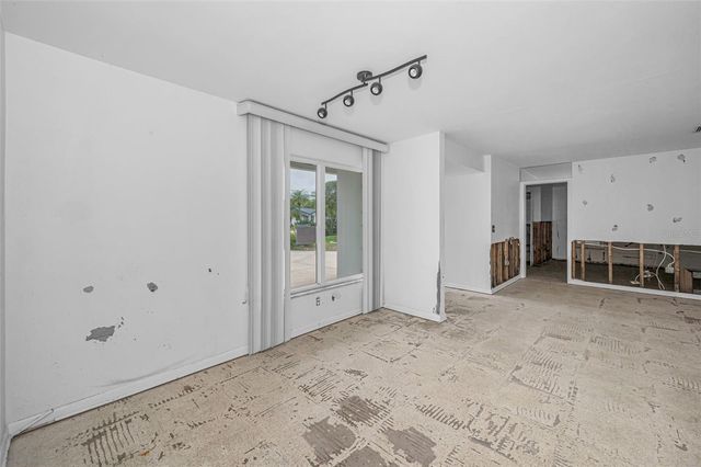 11566 47TH AVENUE N, St Petersburg, FL 33708