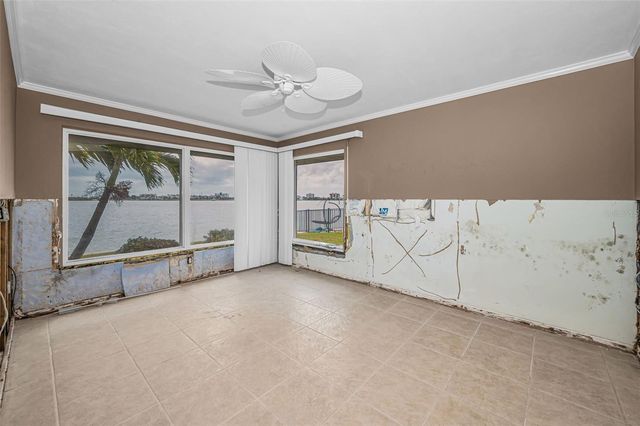 11566 47TH AVENUE N, St Petersburg, FL 33708