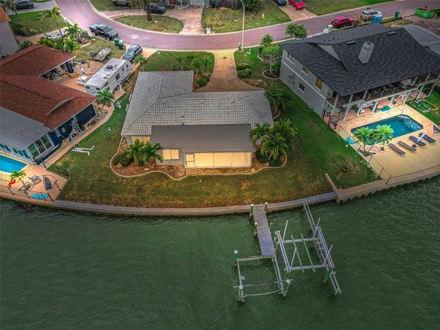 11566 47TH AVENUE N, St Petersburg, FL 33708