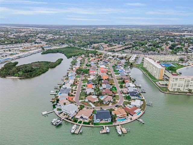 11566 47TH AVENUE N, St Petersburg, FL 33708