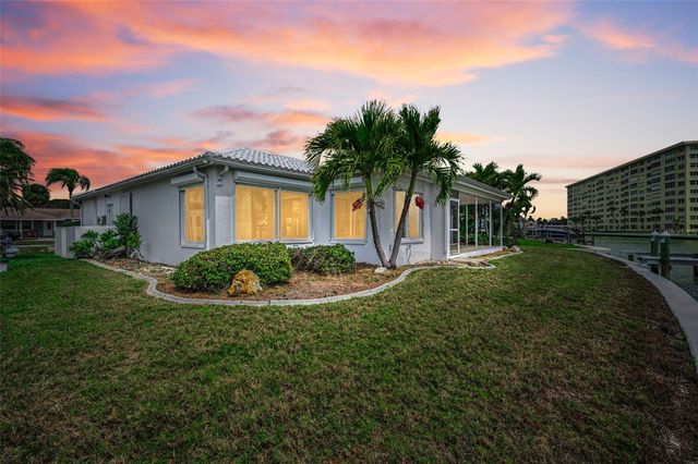 11566 47TH AVENUE N, St Petersburg, FL 33708