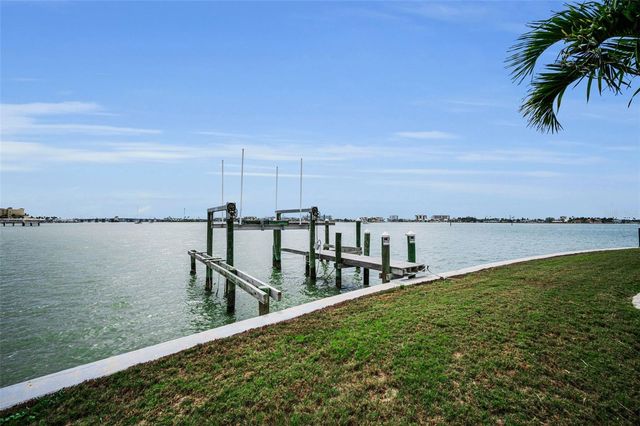 11566 47TH AVENUE N, St Petersburg, FL 33708