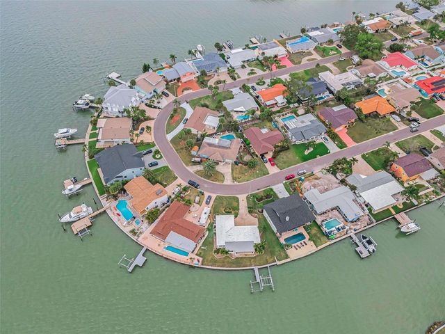 11566 47TH AVENUE N, St Petersburg, FL 33708