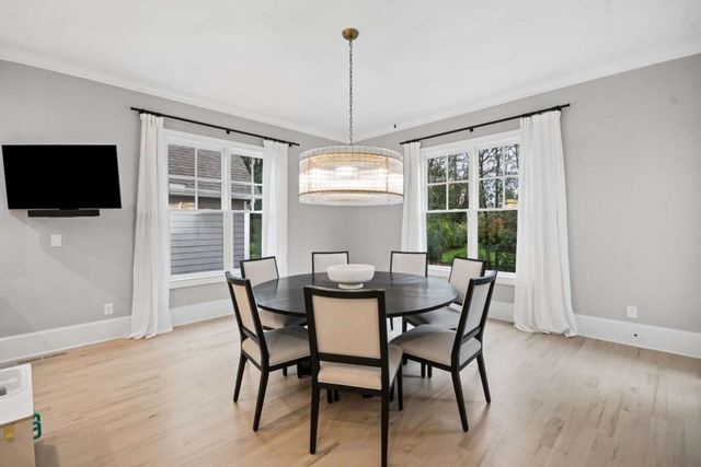 2561 Thompson Road NE, Brookhaven, GA 30319