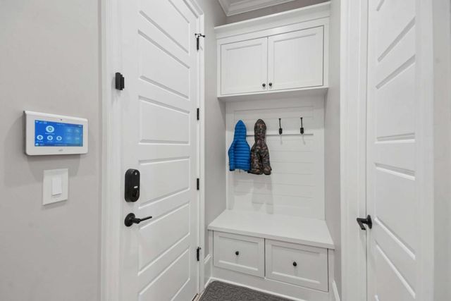 2561 Thompson Road NE, Brookhaven, GA 30319