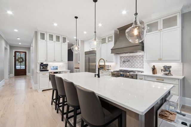 2561 Thompson Road NE, Brookhaven, GA 30319