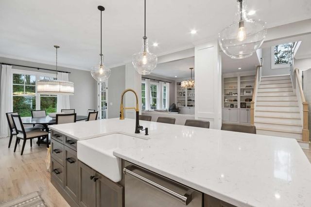 2561 Thompson Road NE, Brookhaven, GA 30319