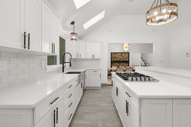 105 Georgetown Rd, Boxford, MA 01921