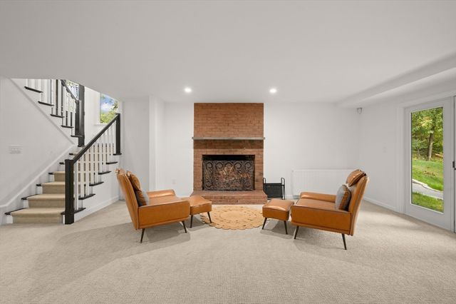 105 Georgetown Rd, Boxford, MA 01921