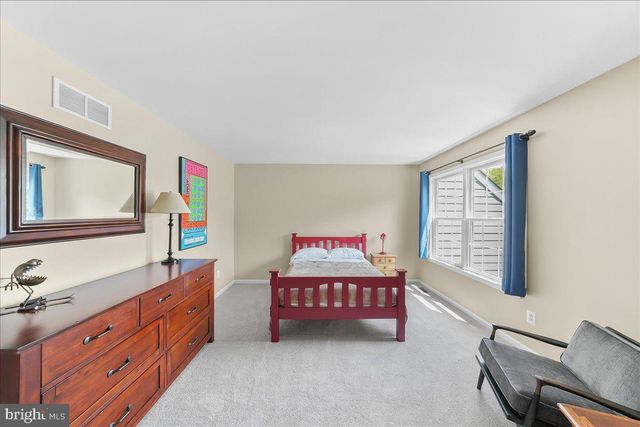 121 HADLEYS MILL RD, Kennett Square, PA 19348