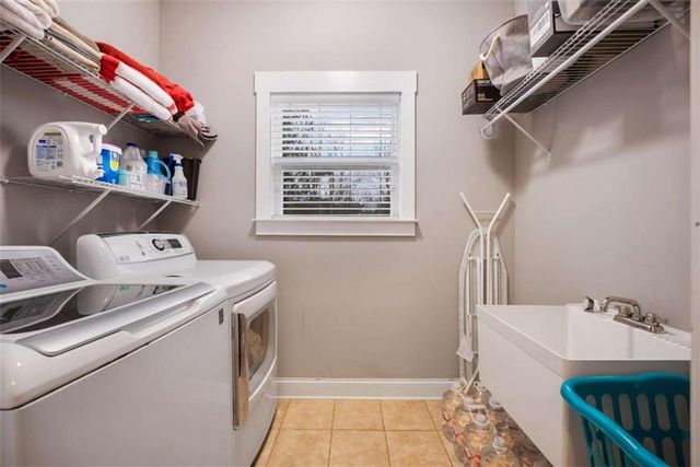 208 Ashley Glen Drive, Williamson, GA 30292