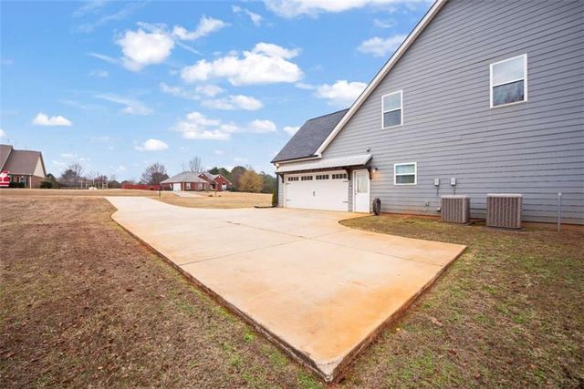 208 Ashley Glen Drive, Williamson, GA 30292