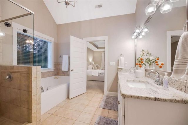 208 Ashley Glen Drive, Williamson, GA 30292